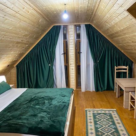 Guesthouse Demushi 瓦勒博内 外观 照片